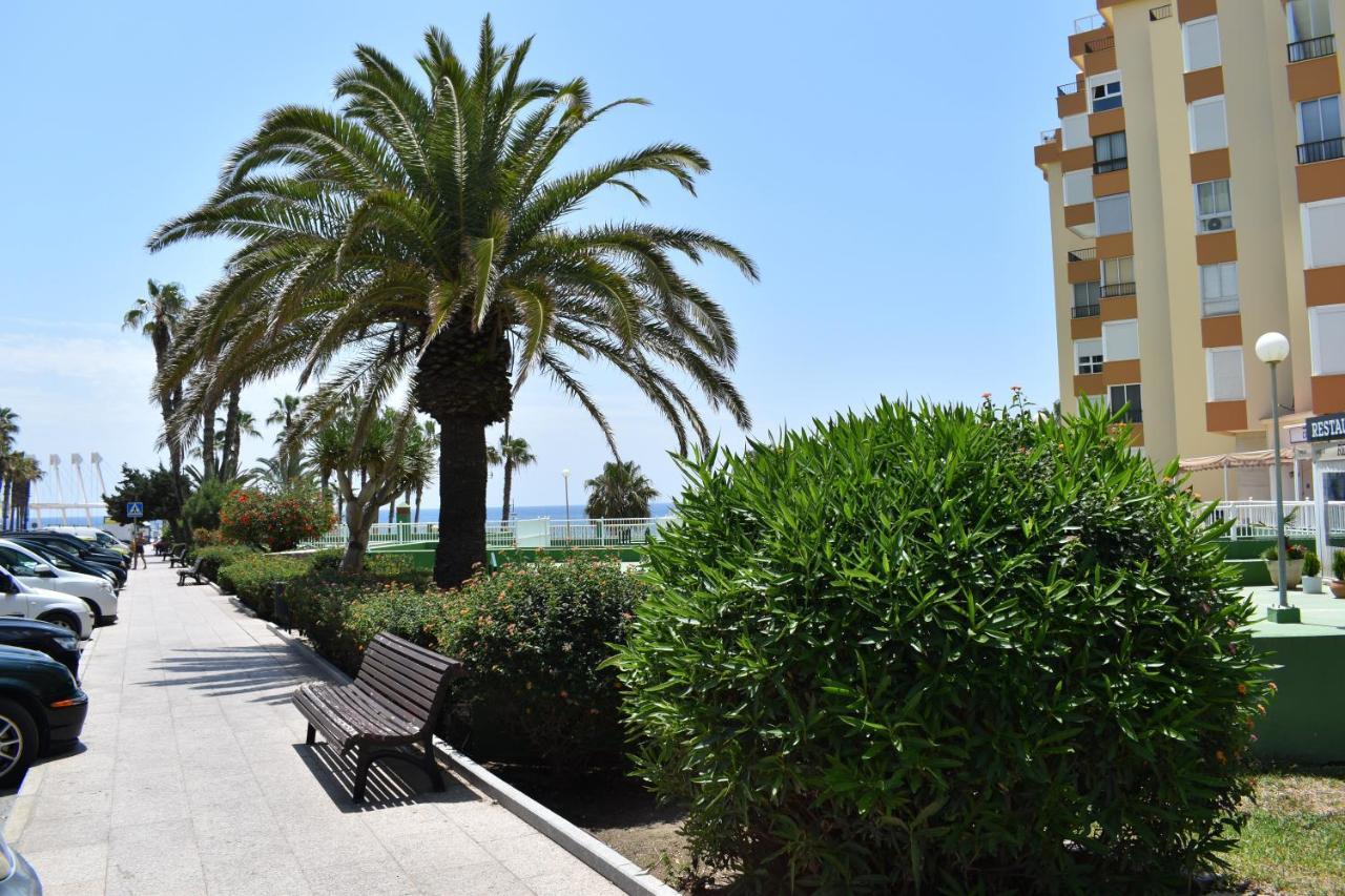 Apartament Fantastic Studio - Beachfront Torrox Zewnętrze zdjęcie