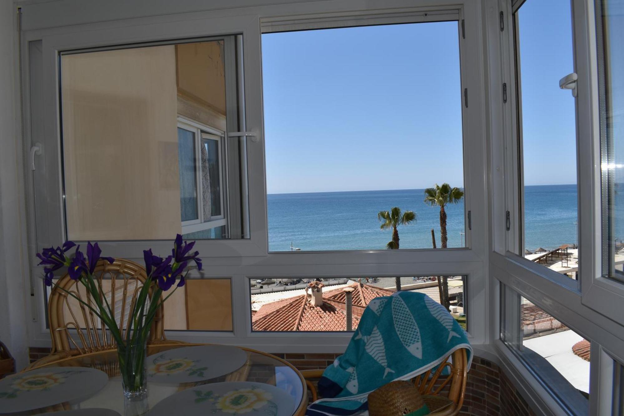 Apartament Fantastic Studio - Beachfront Torrox Zewnętrze zdjęcie
